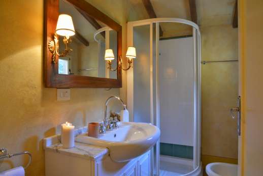 Poggio Ai Grilli - Guesthouse En suite bathroom with shower