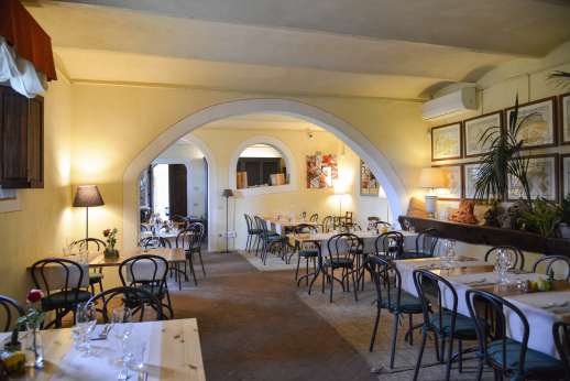 Poggio Ai Grilli - The inside of Camugliano’s Locanda