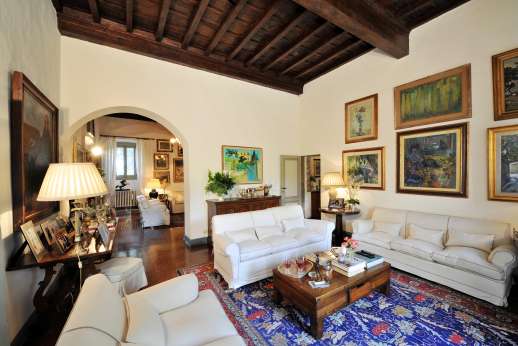 Villa San Martin - Large ground floor with two sitting rooms