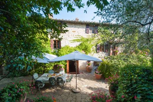 Montesassi - A lovely courtyard.