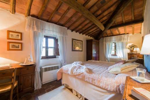 Montesassi Double bedroom