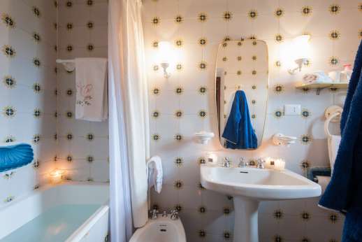 Montesassi double bedroom