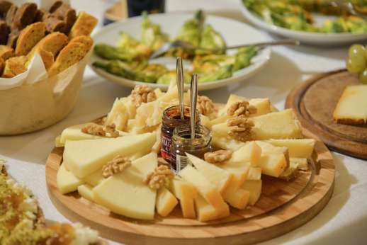 Villa Le Botti - Eat fresh local produce