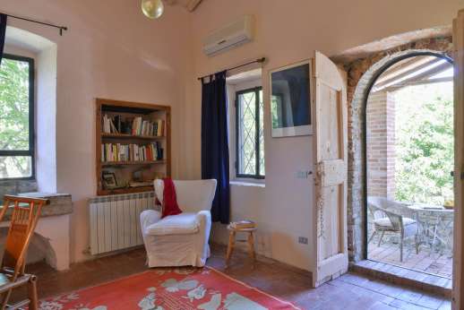 La Pergola di Montegiove - Access outside