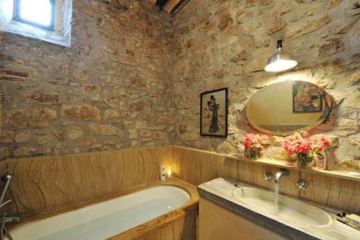 La Pergola di Montegiove - A bathroom.