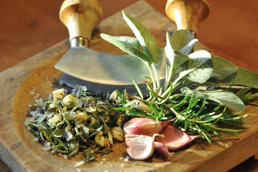 A Cooking Week at Il Cortile Pratolino - Fresh herbs for fresh food!