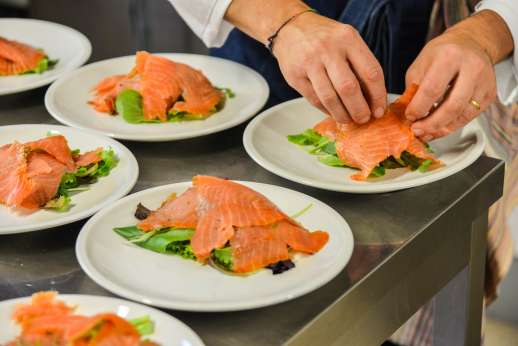 The Estate Of Petroio - Healthy meals prepared at the villa