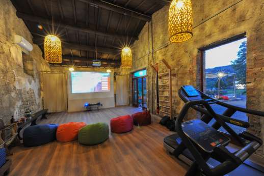The Estate of Petroio - Multi-functional space also includes a projector with Bluetooth sound-system to watch films or videos