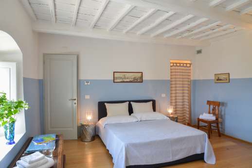 Villa Caprolo - First floor double bedroom