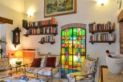 Diaspero - Upper ground floor reading room