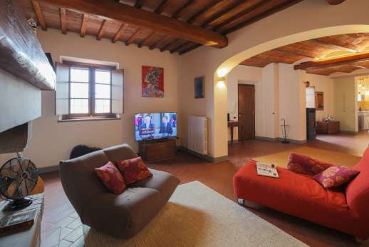 Sul Coccomorlo - Main house ground floor living room