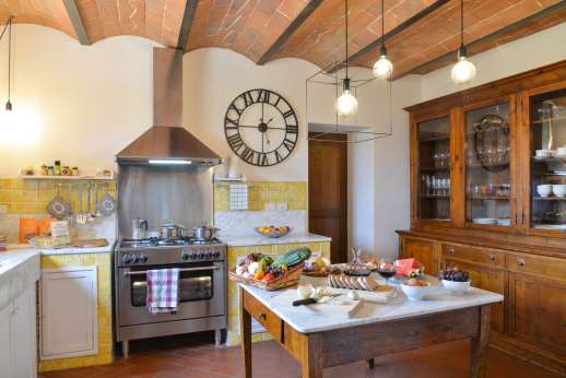 Sul Coccomorlo -Main house ground floor kitchen