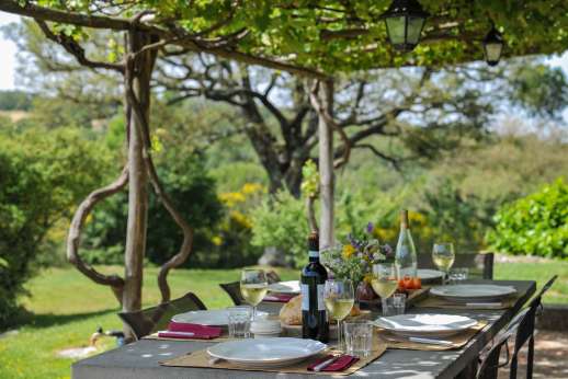 Casetta TermineTwo terraces offer a choice of dining areas to suit the time of day