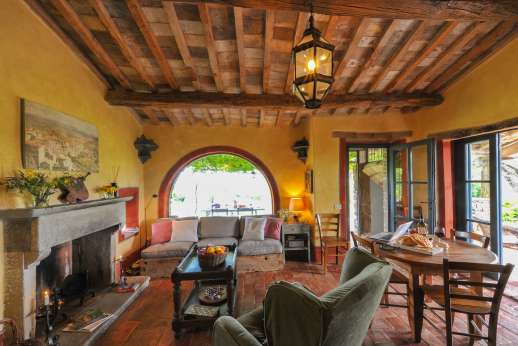 Casetta Termine - Air-conditioned sitting/dining room