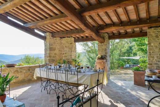 Bellona Di Sotto | 5 Bed Luxury Villa with Pool | Cortona