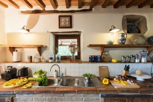 Bellona Di Sotto | 5 Bed Luxury Villa with Pool | Cortona