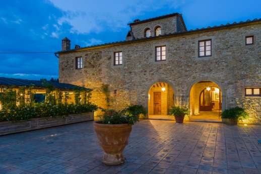 Podere Celli (x 22 people) with Staff and Cook
