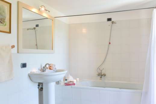 Casa del Poggio - Ensuite bathroom