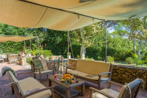Villa Dasya - Plenty of seating on the shaded terrance