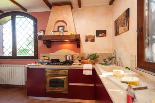 Il Chiesino - Well-equipped kitchen Villa Il Chiesino | 2 Bed Luxury Villa with Pool | Tuscany Coast & Maremma