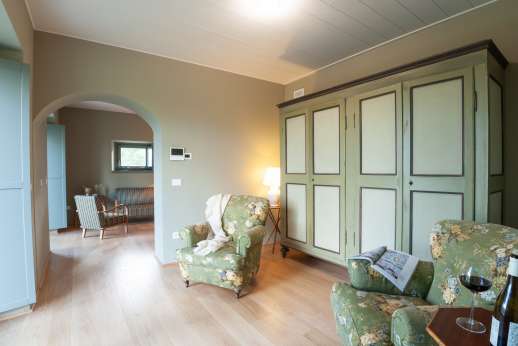 Il Soldano - Plenty of relaxing seating areas