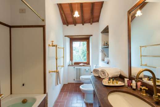 Il Cortile Pratolino - en-suite bathroom