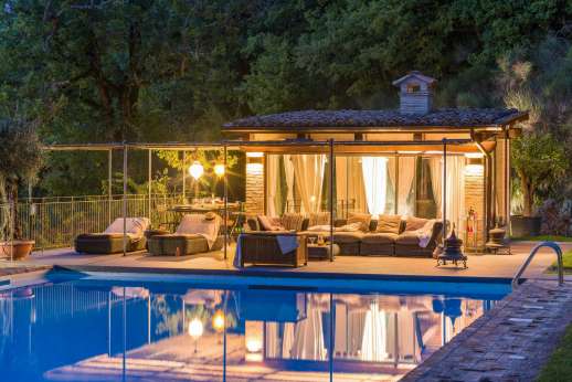 Le Gorgacce - Another view of the pool house.