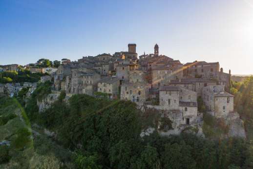 I Ruderi - I Ruderi lit up in the bottom right corner part of the village of Civitella d'Agliano.