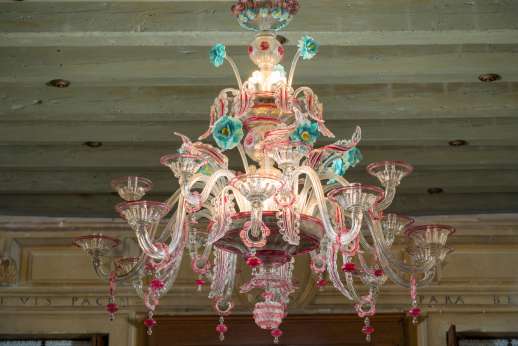 Villa Zambonina - Beautiful hand made glass chandelier