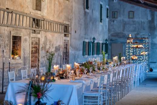 Villa Zambonina (x 20 people) with Staff & Cook