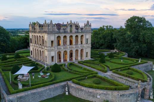 Ca' di Lista - Ca' di Lista is a breathtaking 16th-century villa Veneta