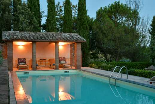 Val Ferrone - Val Ferrone in an evening.