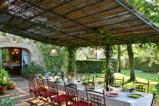 Le Sobole - All of the houses have their own outdoor shaded eating and seating areas