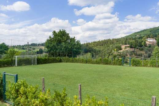 La Sobole - On a second terrace below the swimming pool is a well kept five-a-side football pitch