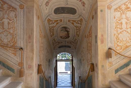 Ca' di Lista - Connected to the ground floor by a grand staircase of four flights