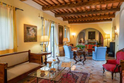 Palazzo Cheto - Ground floor sitting room