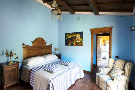 Palazzo Cheto - First floor air-conditioned suite with double bed