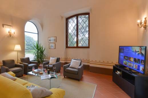 Santa Gelsa - Ground floor TV room with Bluetooth stereo