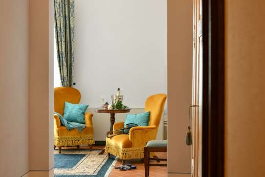 Santa Gelsa - Relax and lounge in ones bedroom