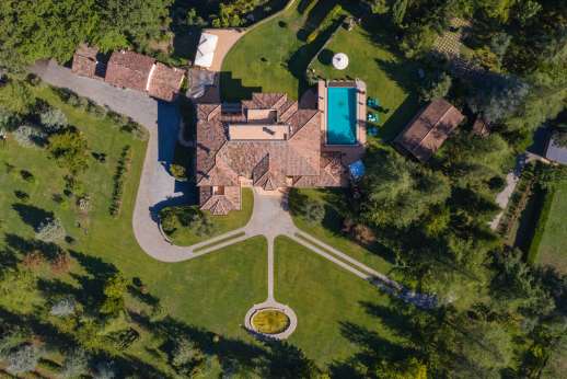 Villa Soele -  Because of its hilltop position, Soele boasts mesmerising views of Umbria ‘Italy’s Green Heart’