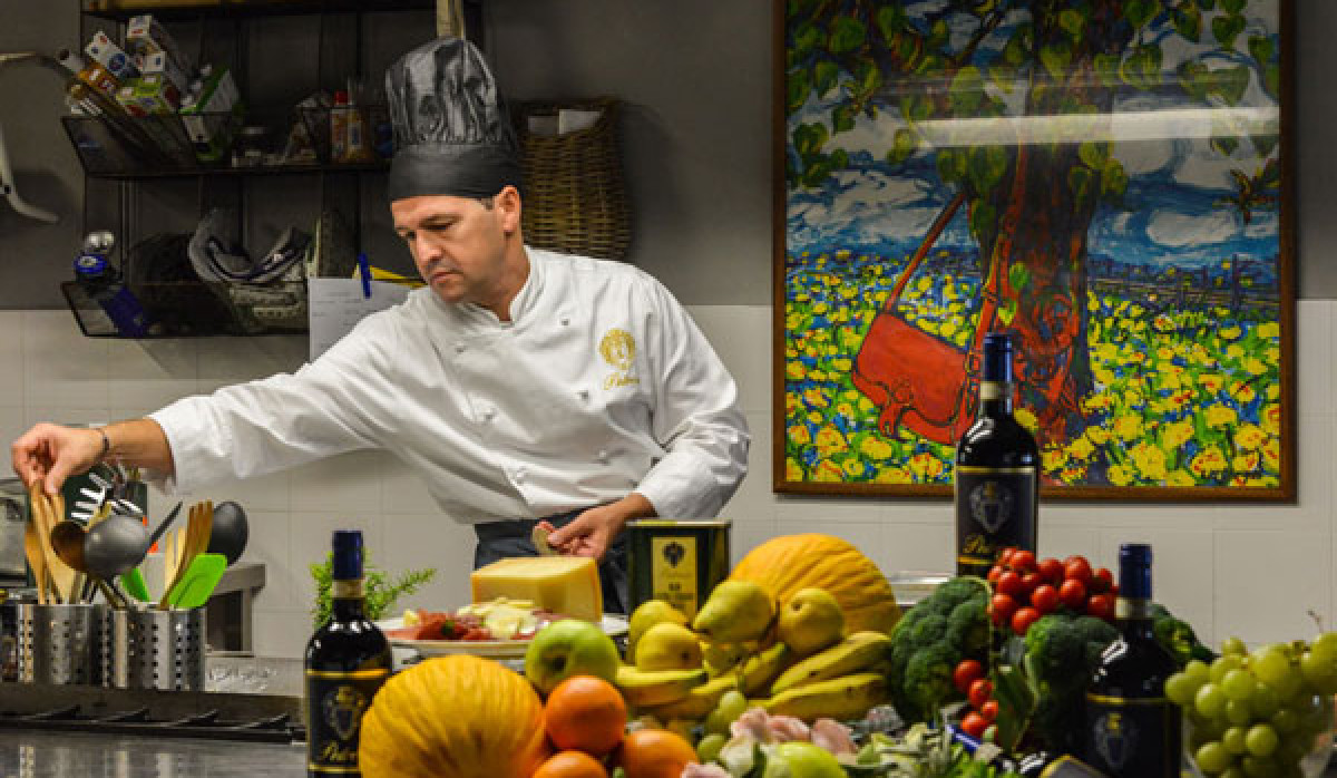 Relaxing Holidays in Italy - Why Rent a Villa in Italy with cook?