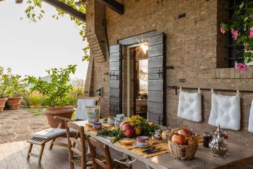 Ca' Dogaressa - Al fresco dining area by the kitchen