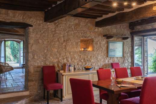 Poggio Tranquillo - The dinging room is connected to the dining loggia