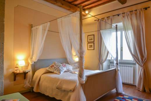 The Estate Of Petroio - La Villa di Petroio, four poster double bedroom in the east wing.