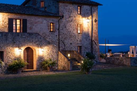 Belsguardo - The original building an 800-year old watchtower has been lovingly restored