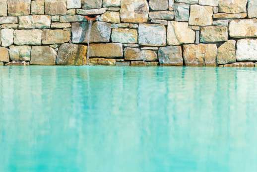 Belsguardo - The natural looking infinity pool