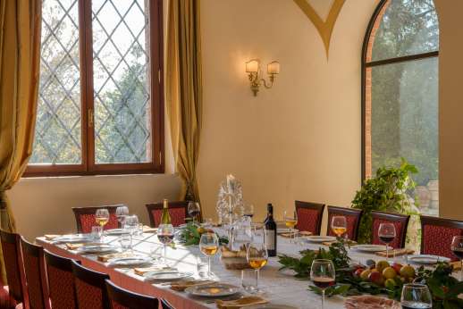 Santa Gelsa - Dining room with adjoining buffet room and door to the loggia.