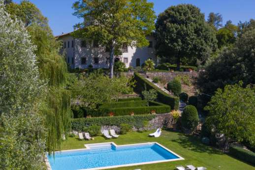 Weddings at Villa Di Masseto - Perfect, spend your days relaxing, swimming and sunbathing!