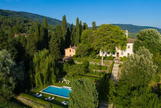 Weddings at Villa Di Masseto - Perfect, spend your days relaxing, swimming and sunbathing!