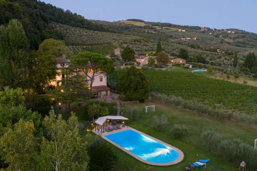 La Villa Di Petroio - La Villa Di Petroio lit up in the evening